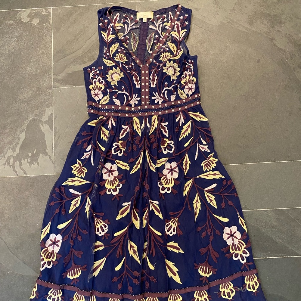 Anthropologie Moulinette Souers embroidered dress. Size 6